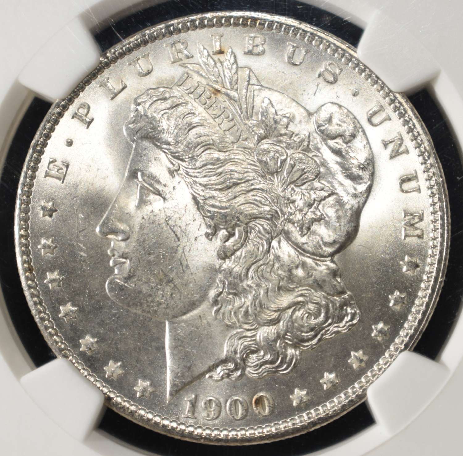 1900 MORGAN DOLLAR NGC MS-64