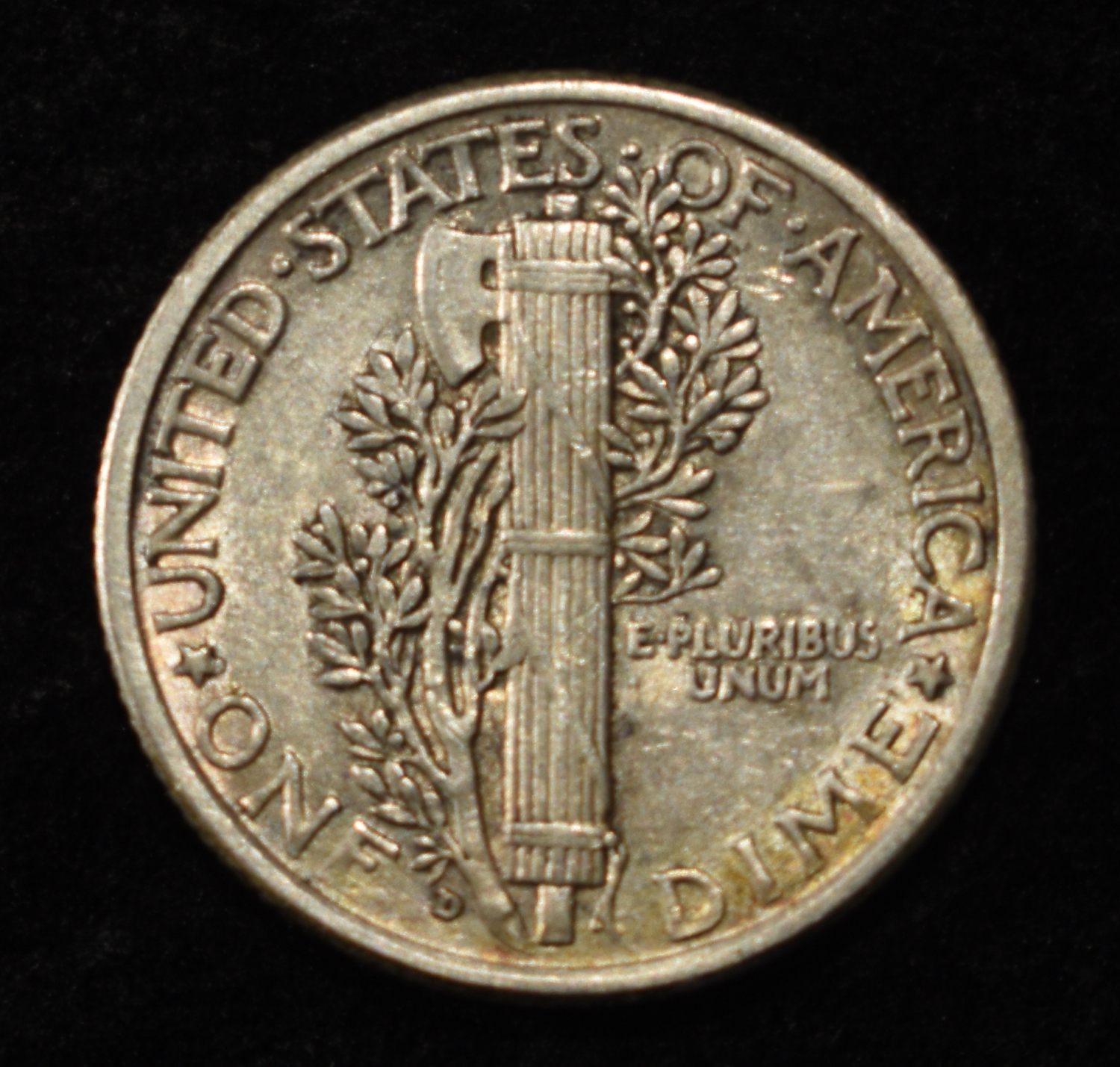 1917-D MERCURY DIME CH AU
