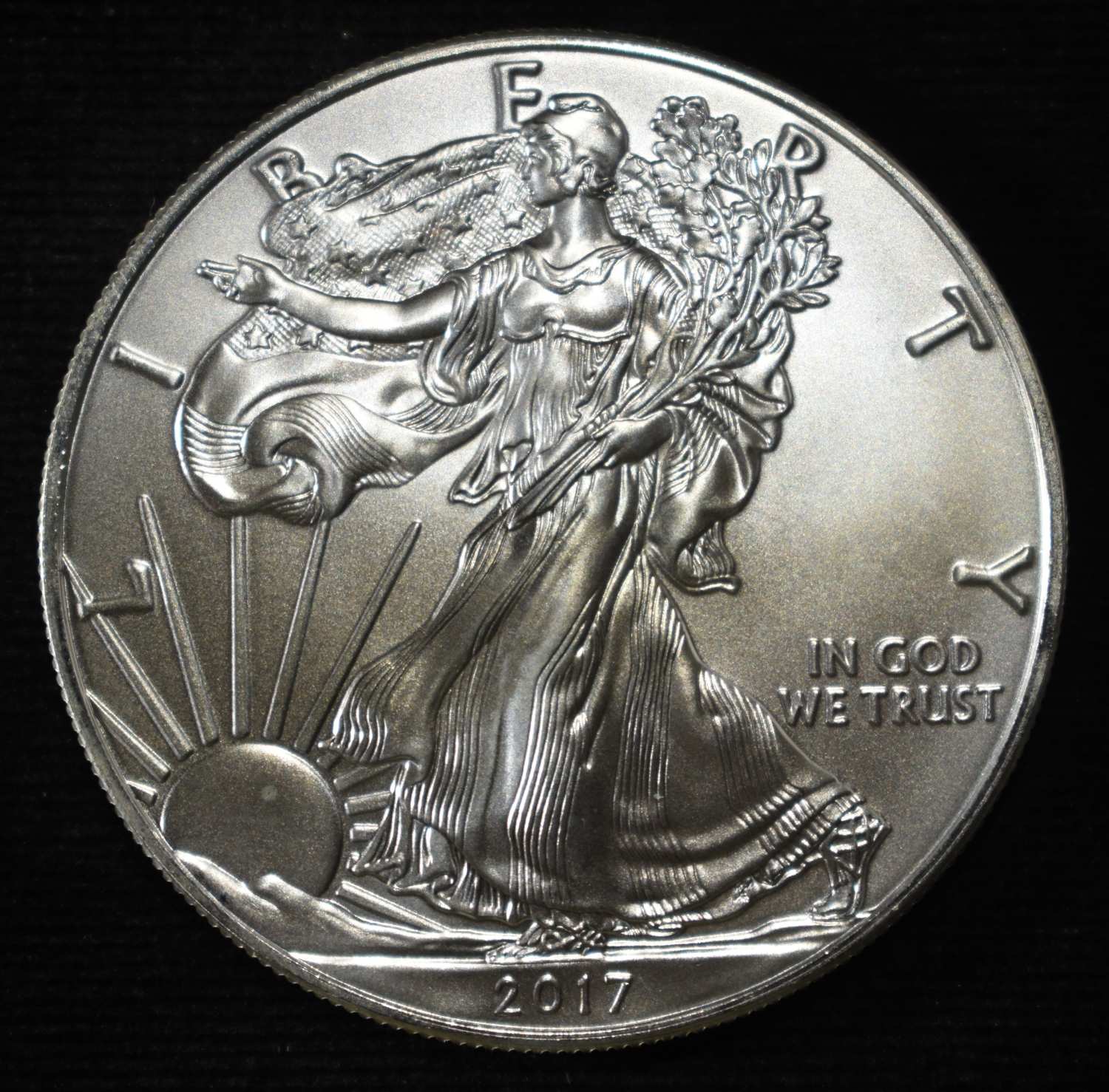 2017 AMERICAN SILVER EAGLE