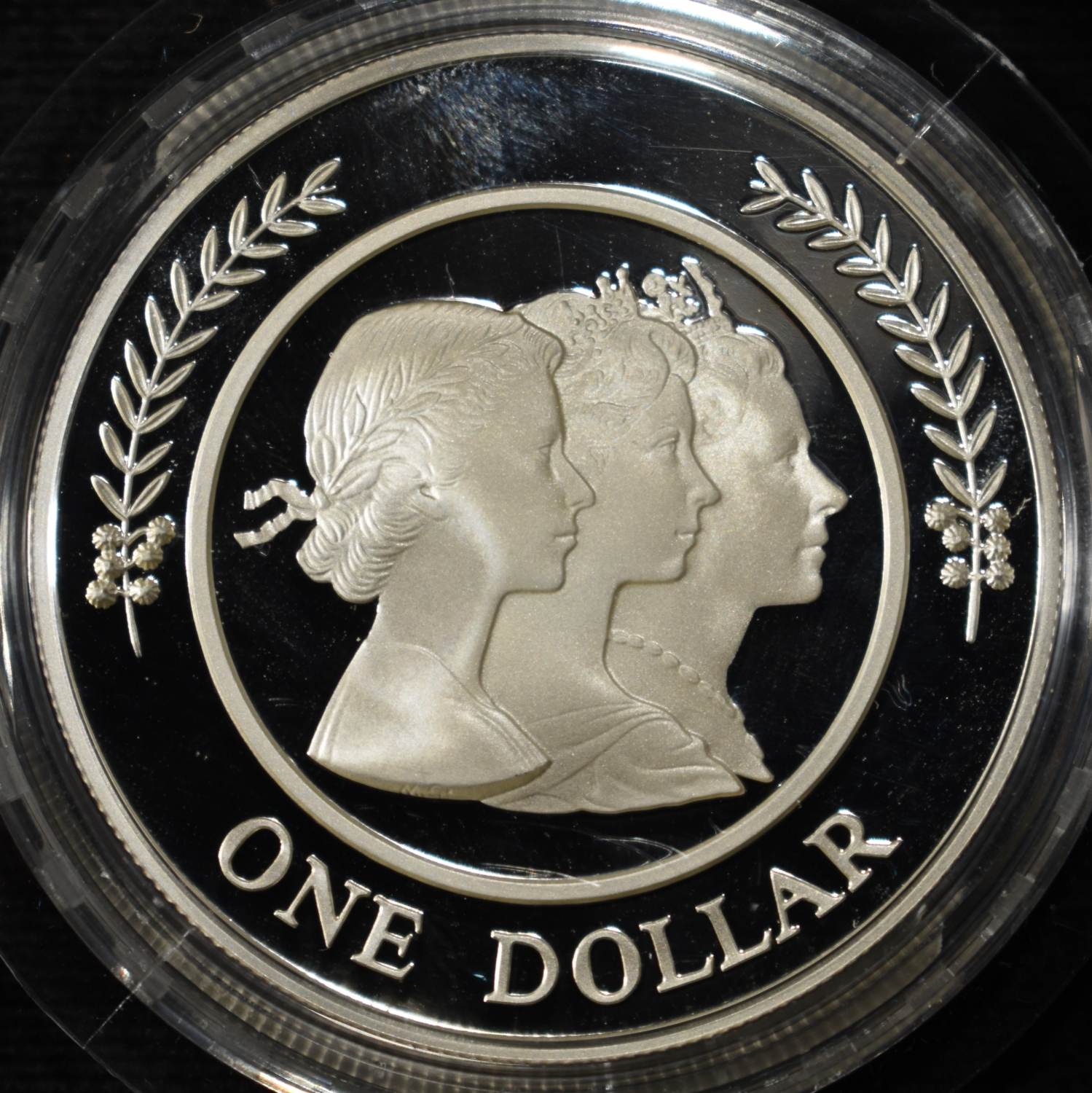 1999 $1 MAJESTIC IMAGES .999 SILVER PROOF COIN