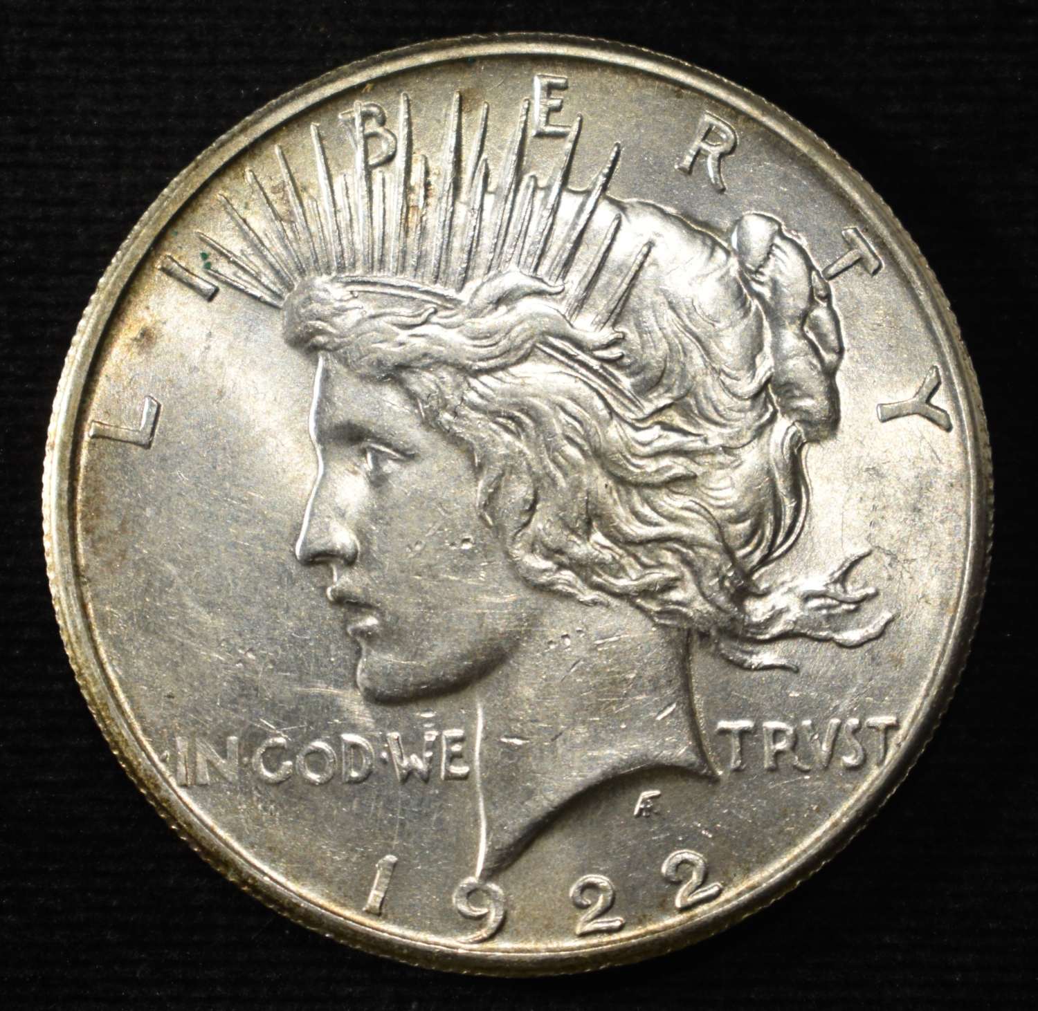 1922-S PEACE DOLLAR AU/BU