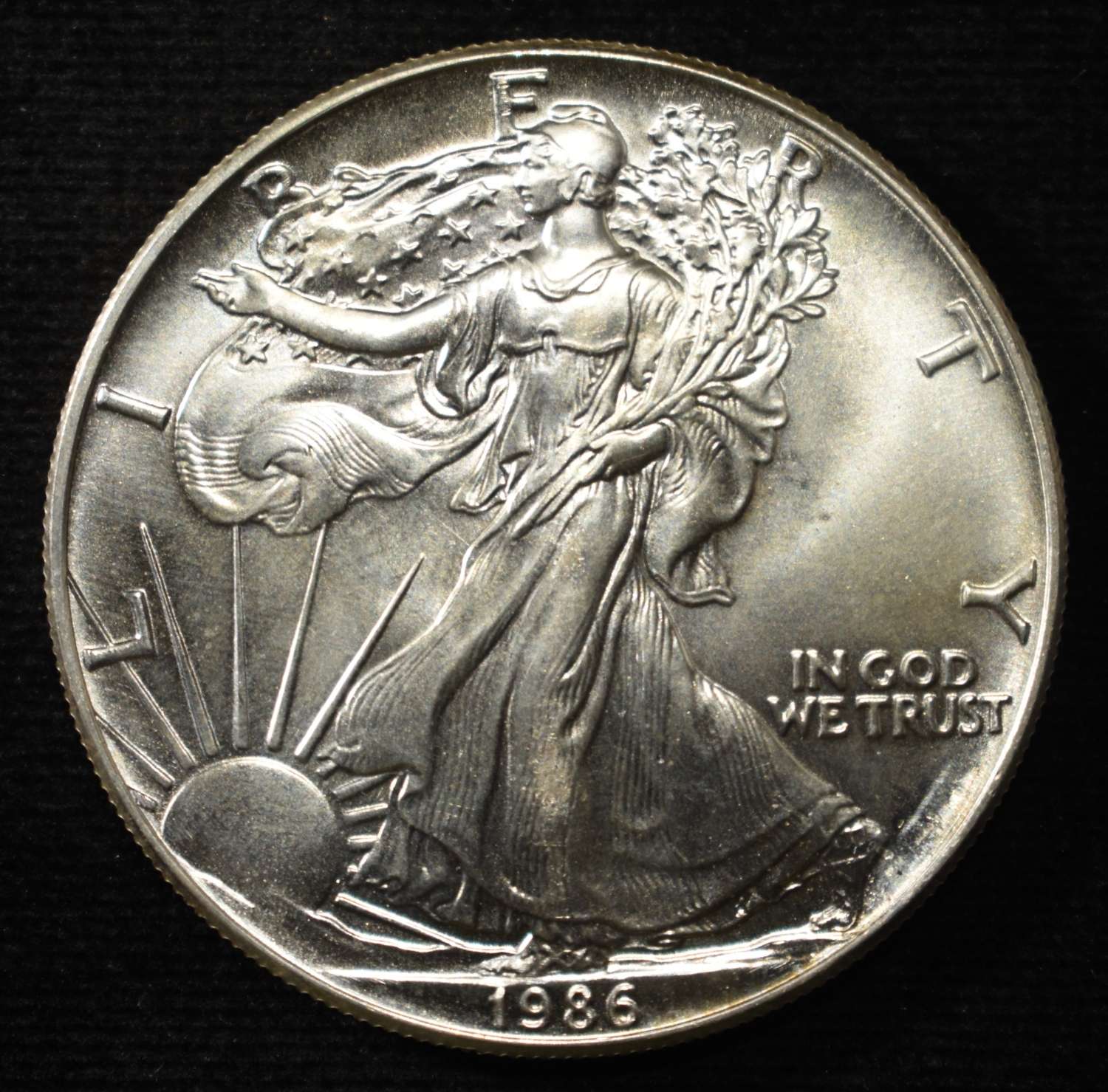 1986 AMERICAN SILVER EAGLE