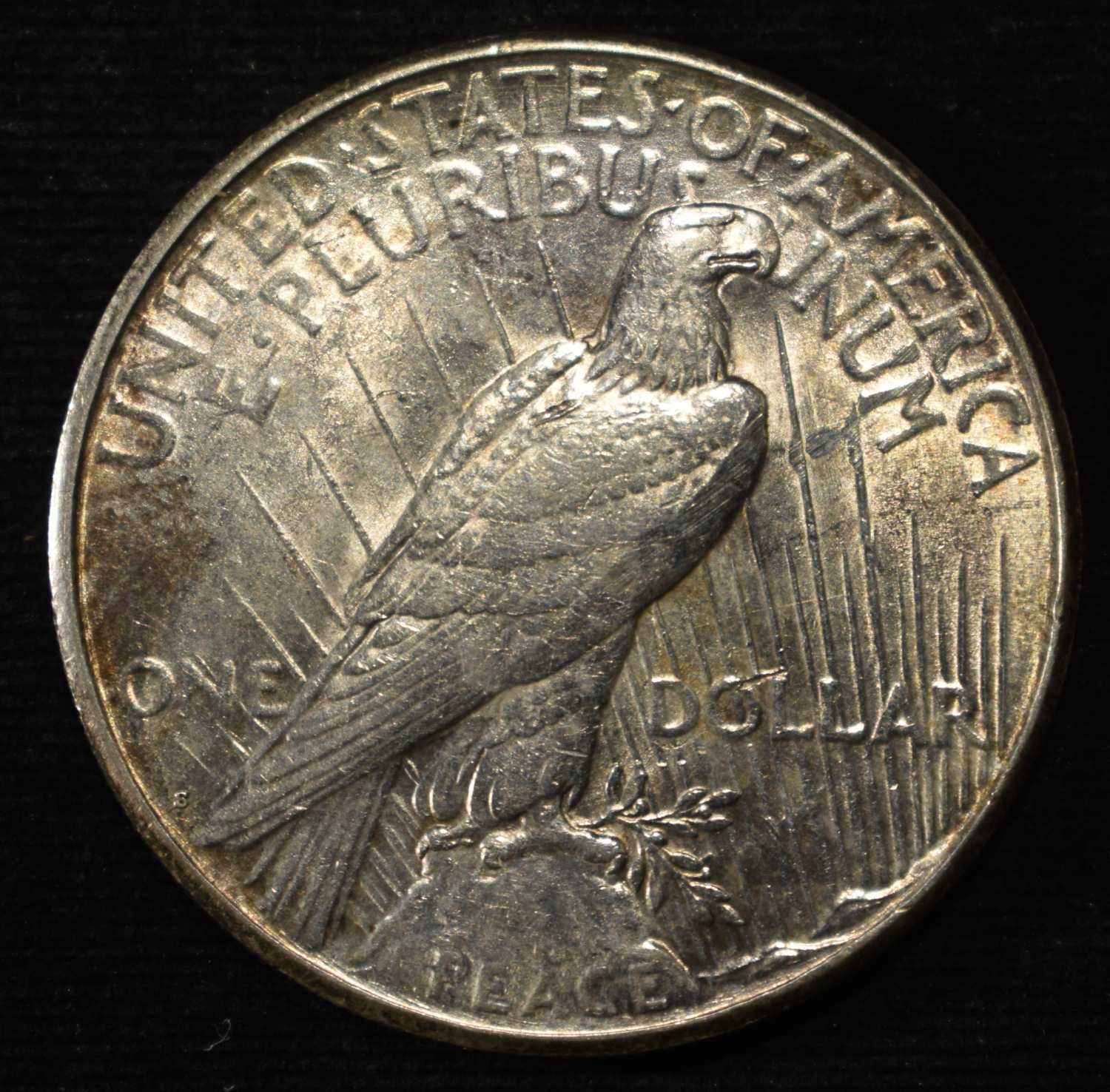 1924-S PEACE DOLLAR AU