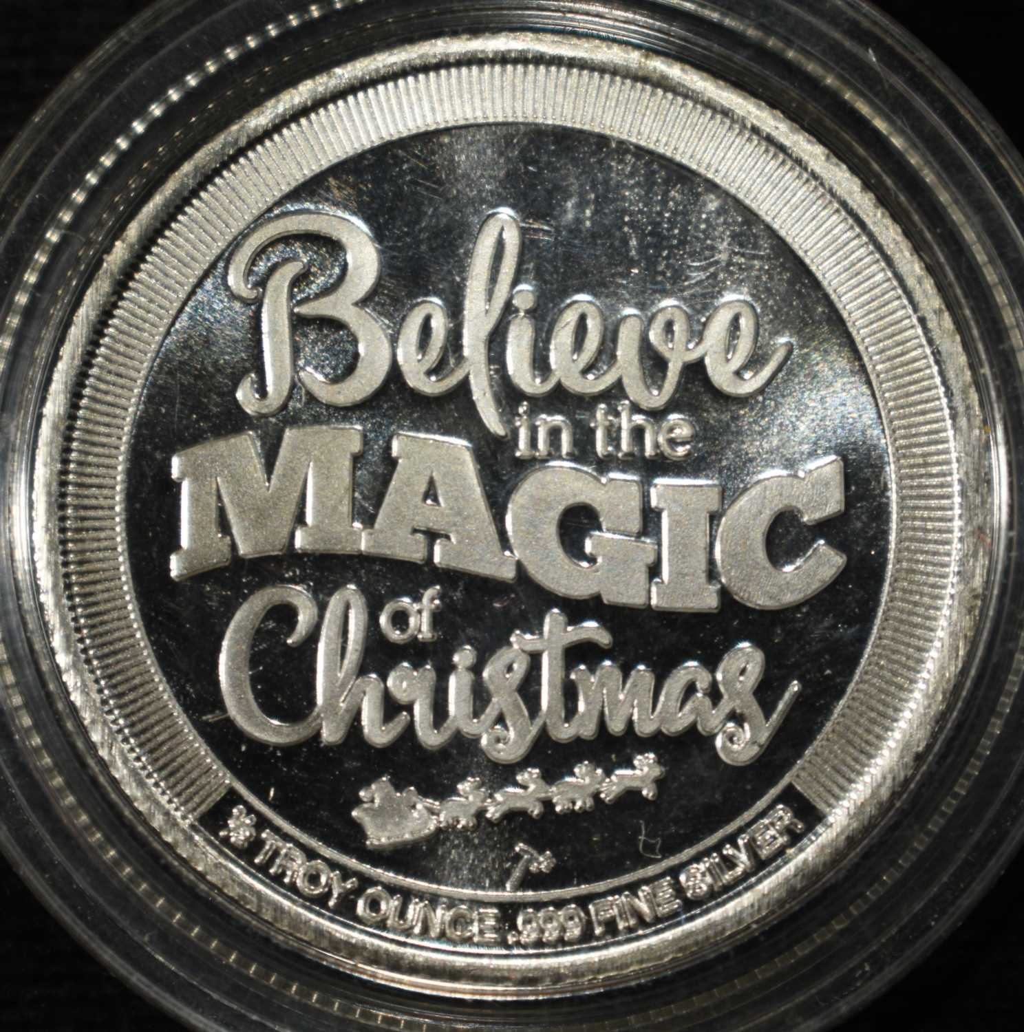 CHRISTMAS 1/2 OZ .999 SILVER ROUND