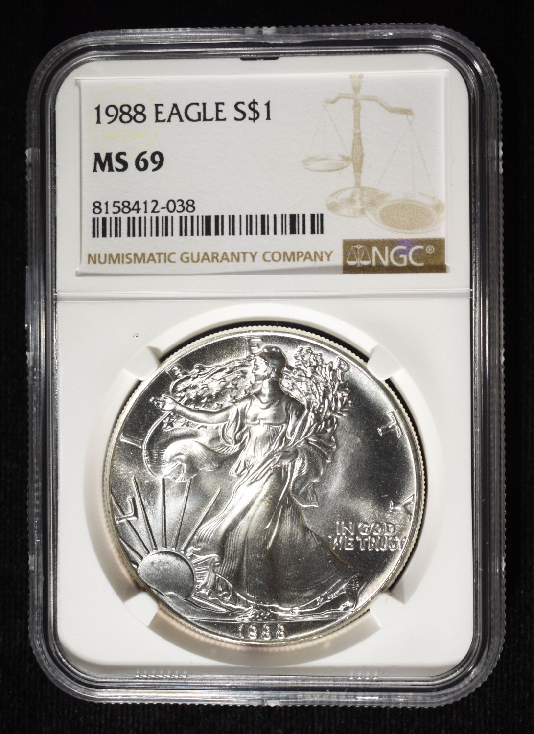 1988 AMERICAN SILVER EAGLE NGC MS69