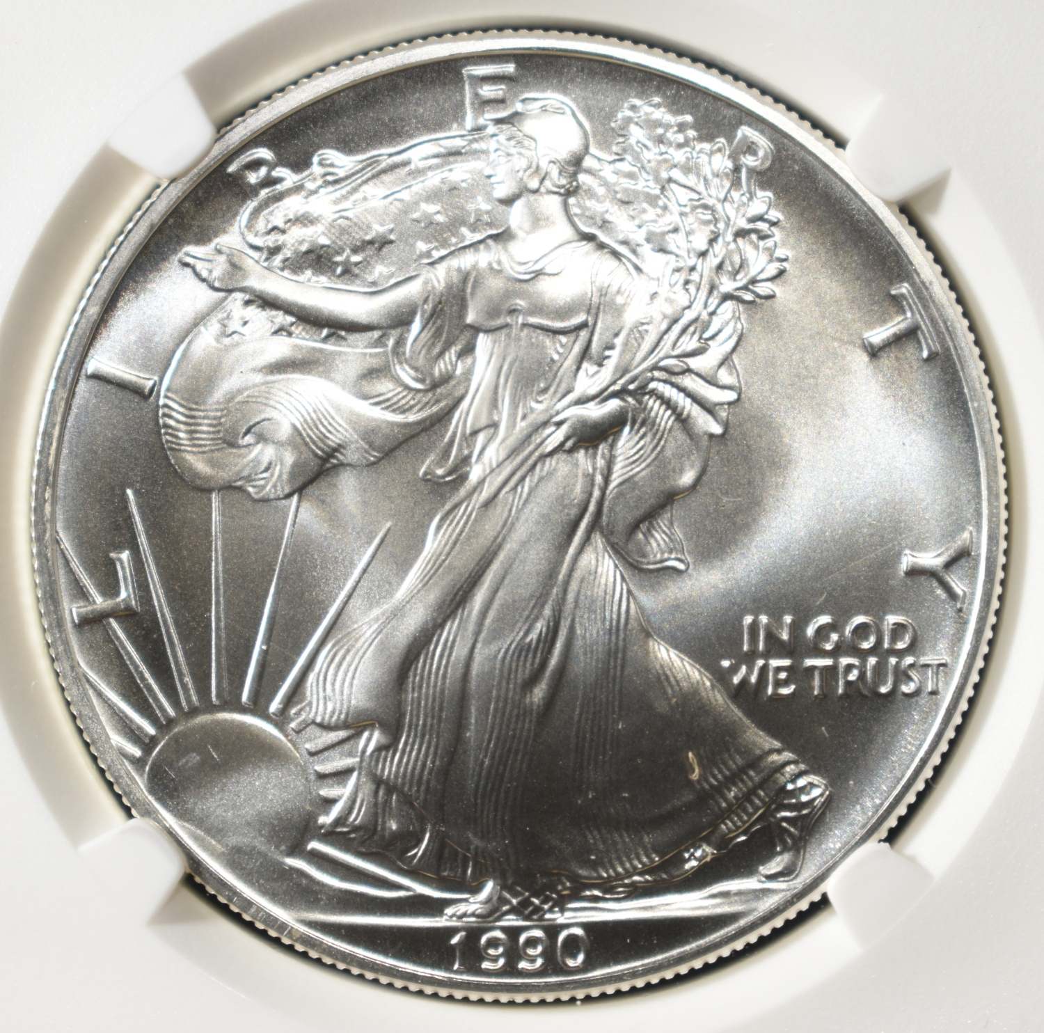1990 AMERICAN SILVER EAGLE NGC MS69
