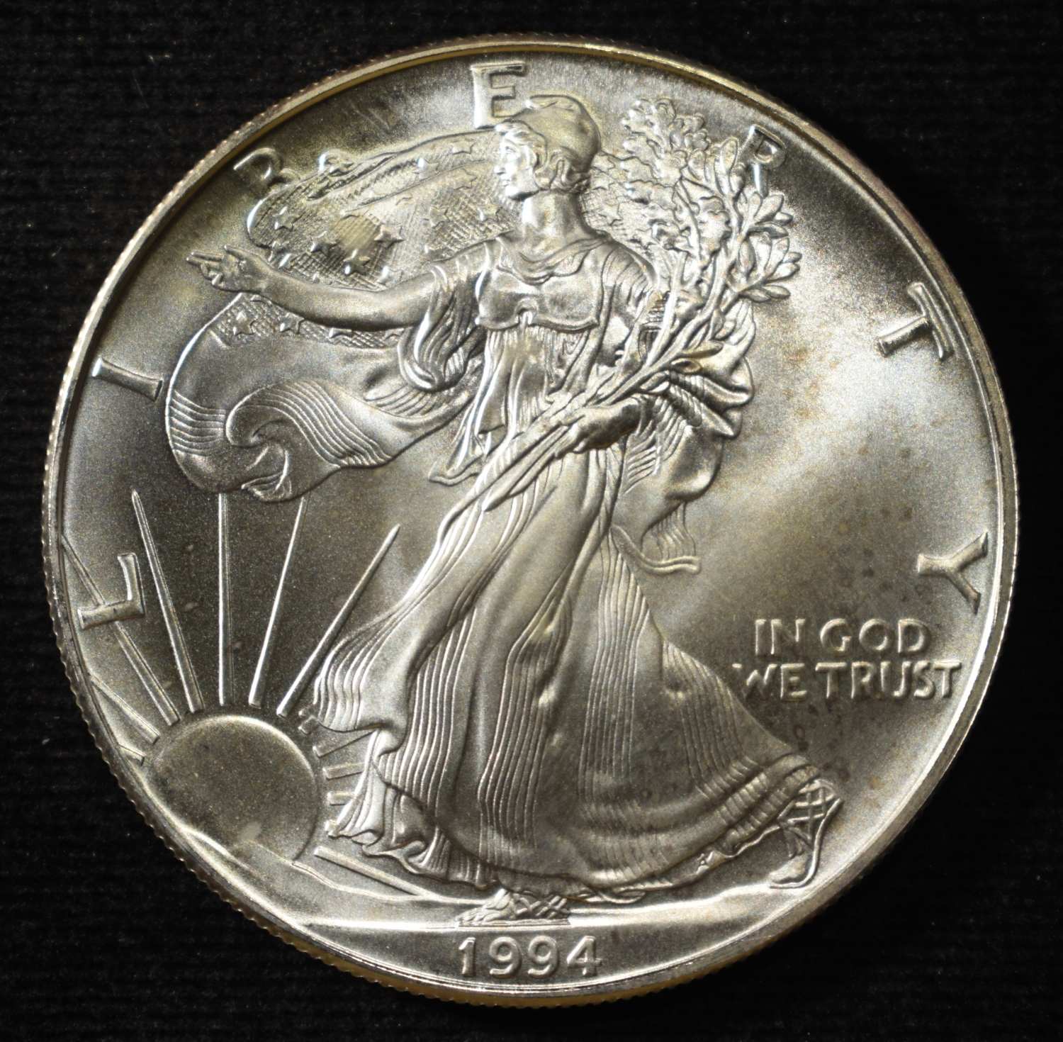1994 AMERICAN SILVER EAGLE