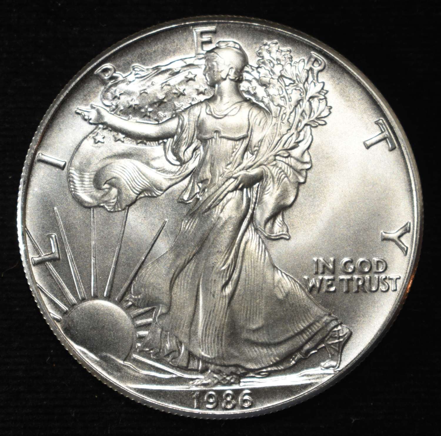 1986 AMERICAN SILVER EAGLE