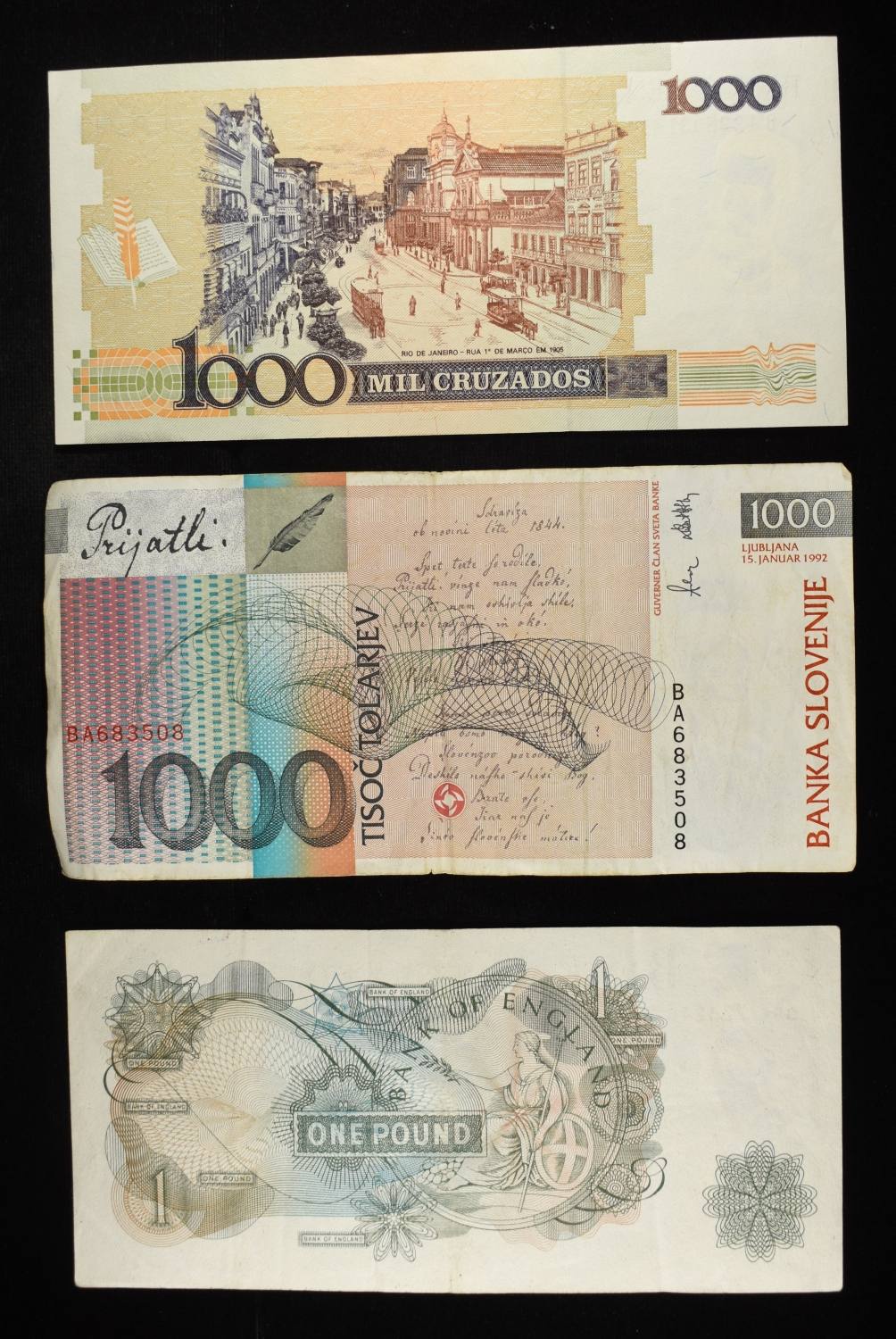 FOREIGN COINS & CURRENCY COLLECTORS LOT