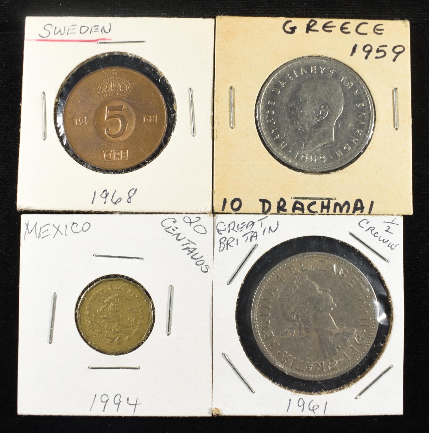 580 FOREIGN COINS IN 2X2'S