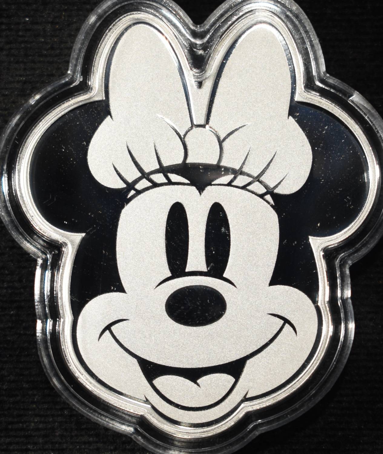 1/2 TROY OZ .999 SILVER MINNIE MOUSE