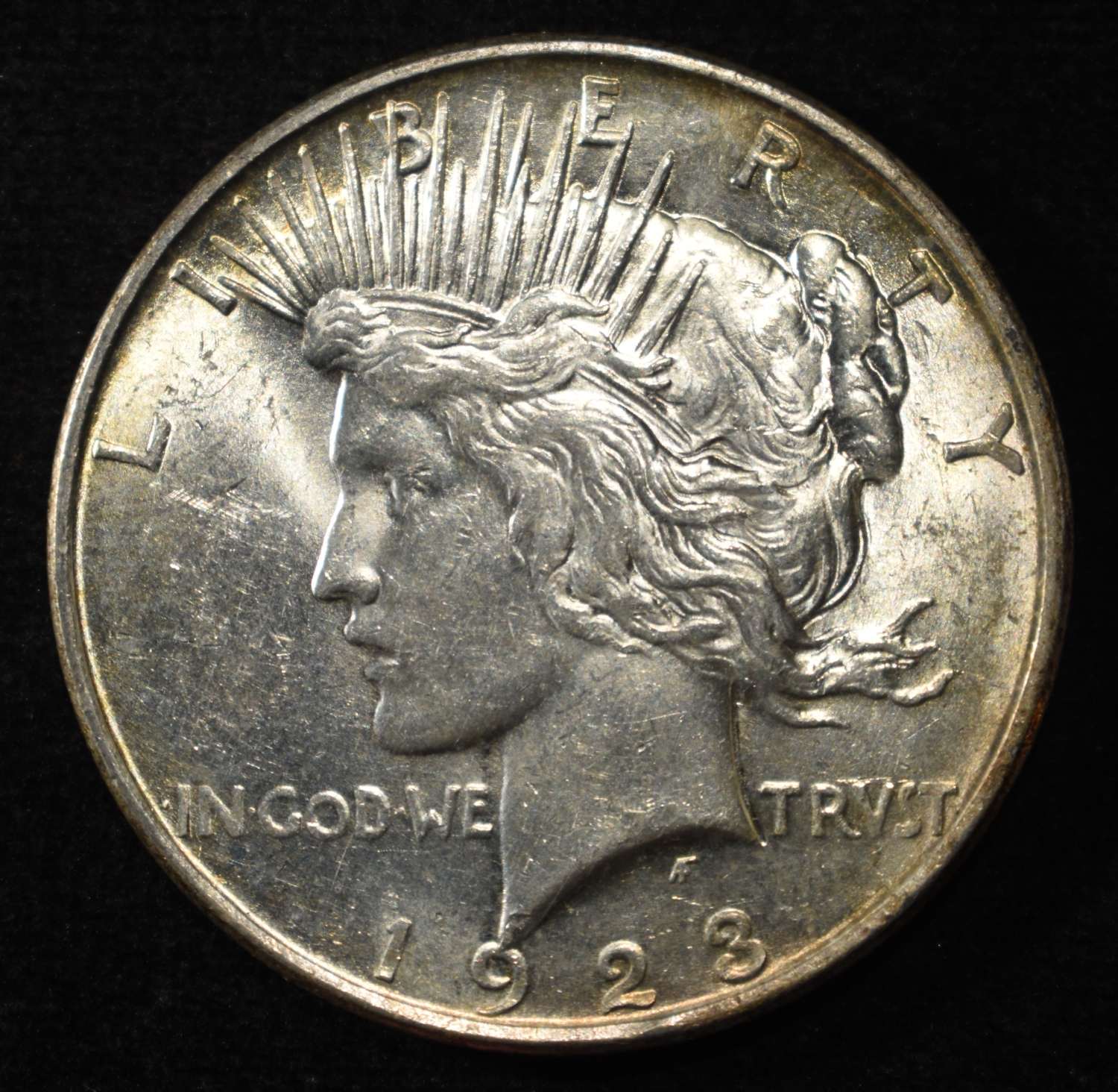 1923-D PEACE DOLLAR BU