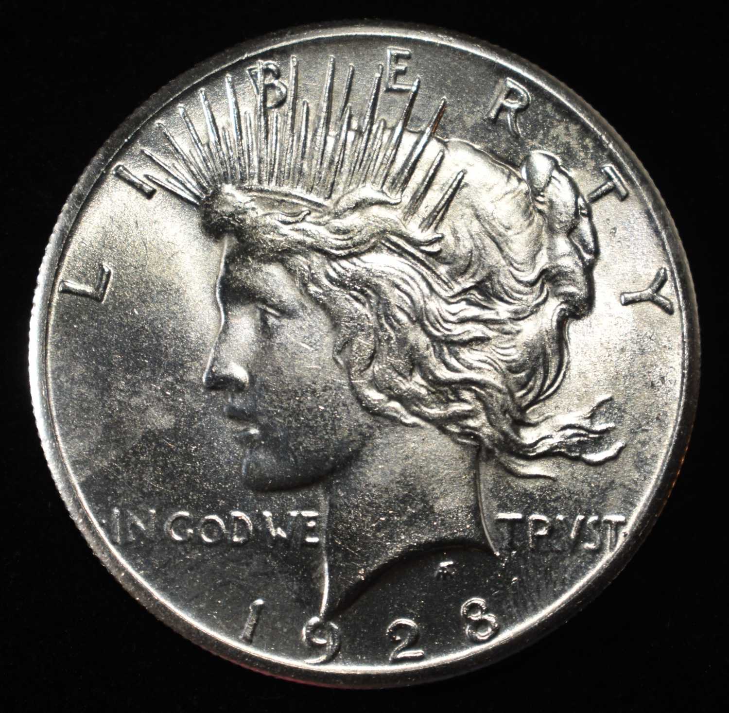 1928 PEACE DOLLAR CH BU NEAR GEM