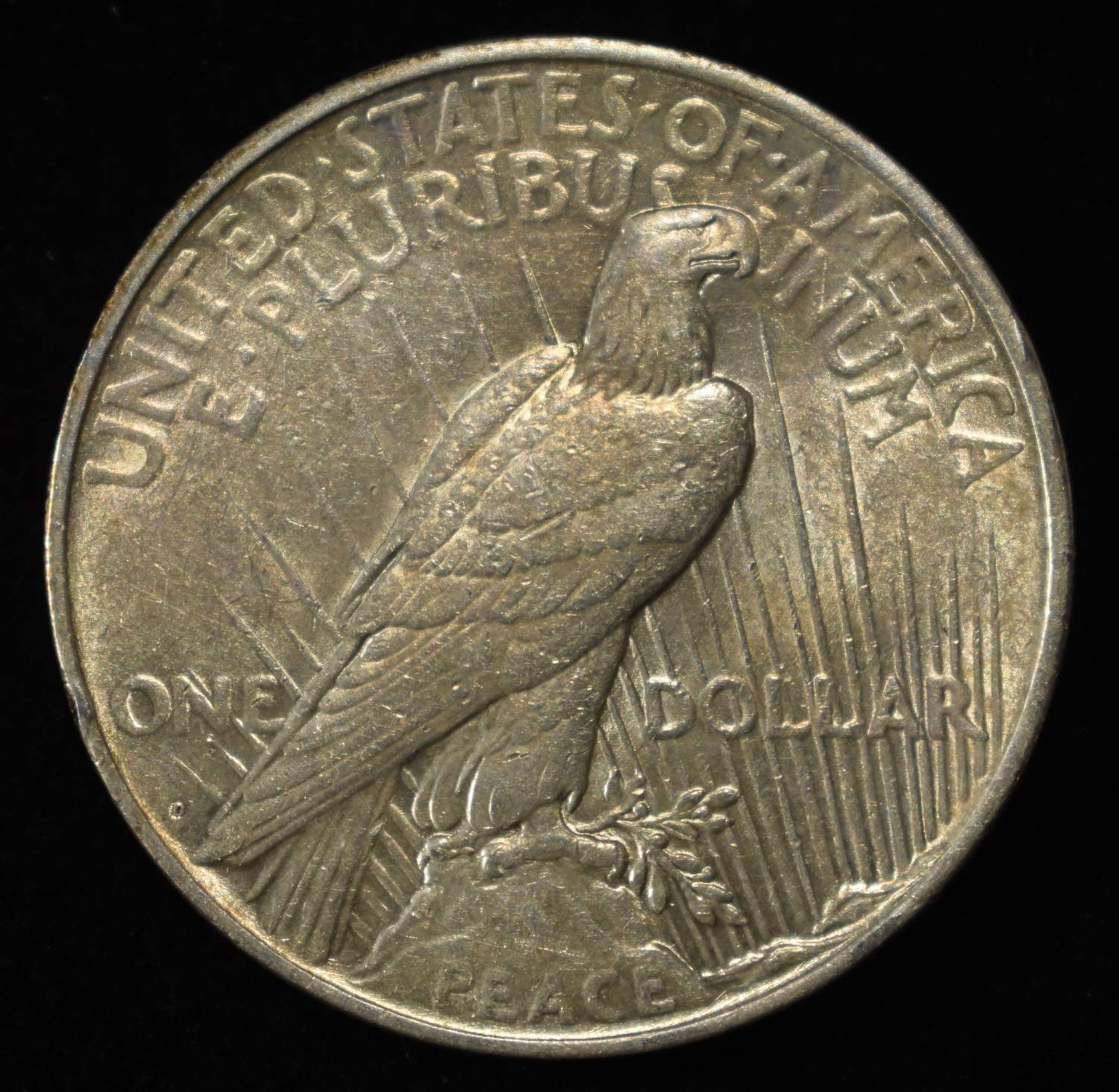 1927-D PEACE DOLLAR AU