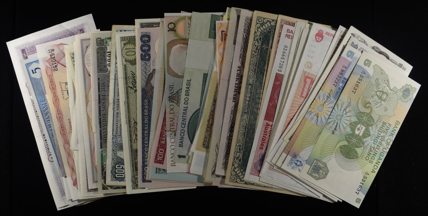 FOREIGN BANK NOTES LOT