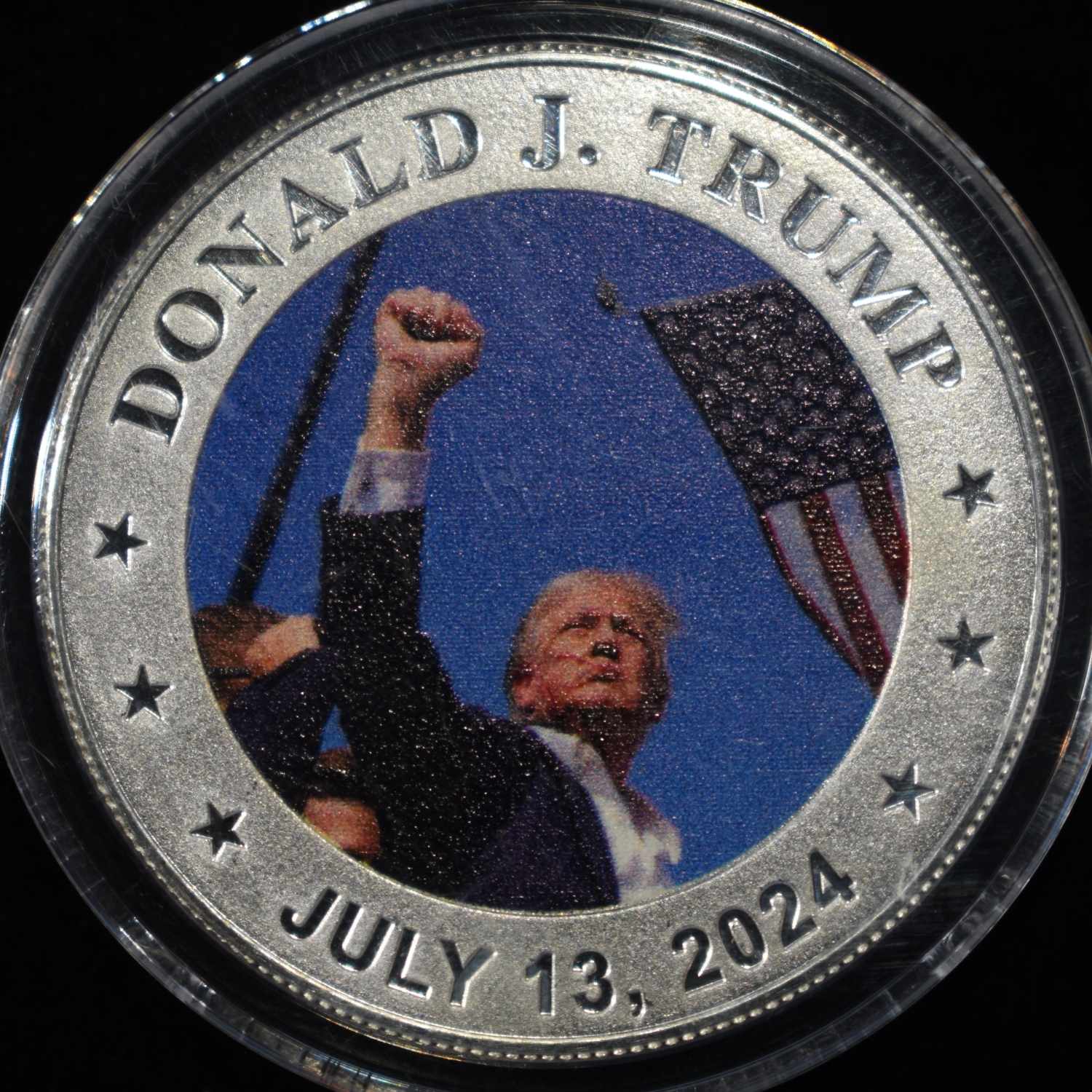 DONALD J. TRUMP 1 OZ 0.999 SILVER ROUND