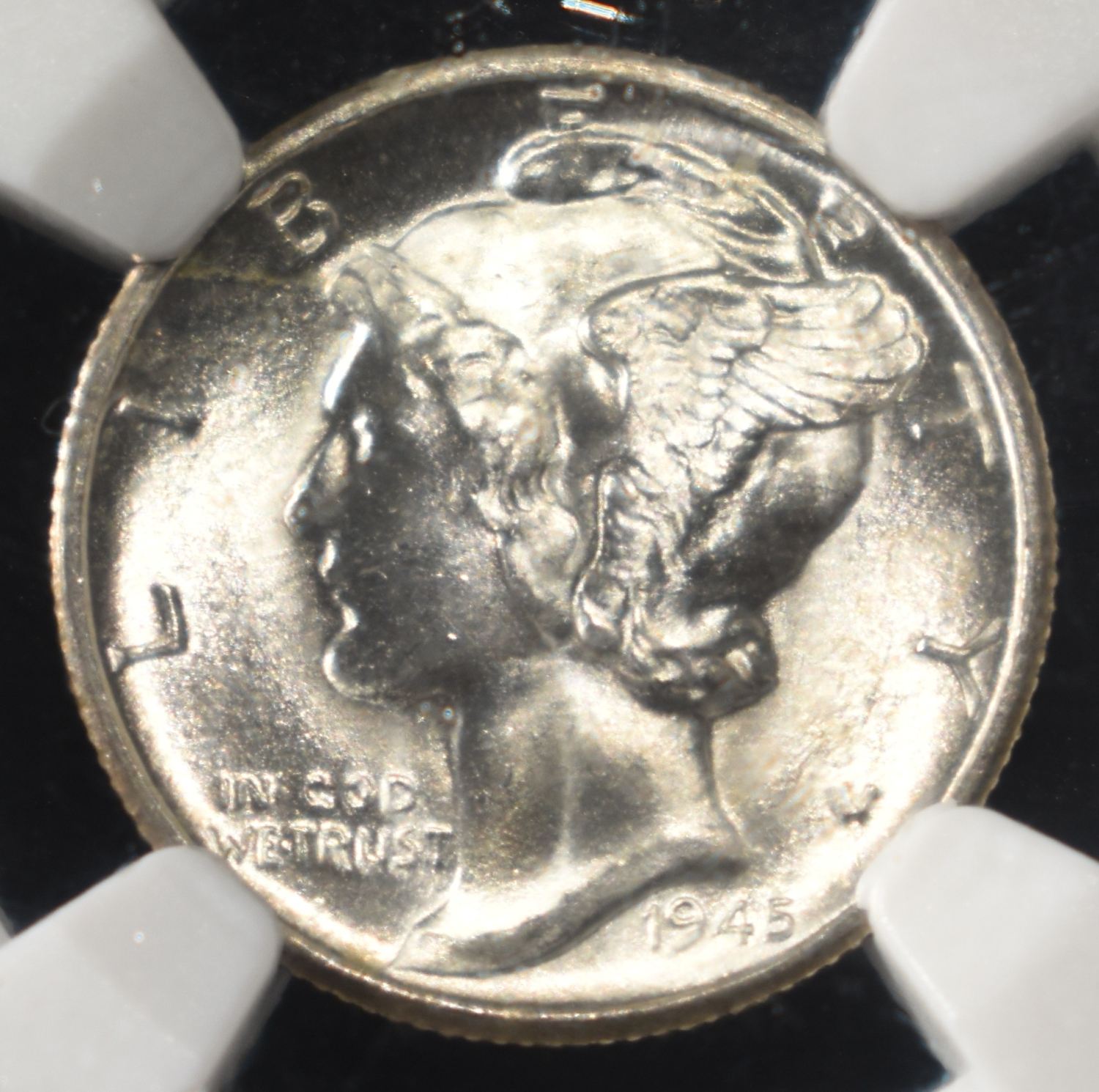 1945-S MERCURY DIME NGC MS66