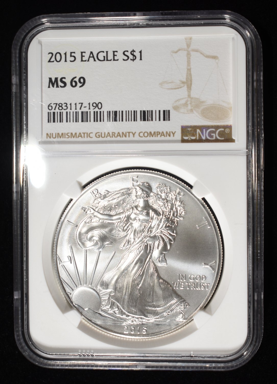 2015 AMERICAN SILVER EAGLE NGC MS69