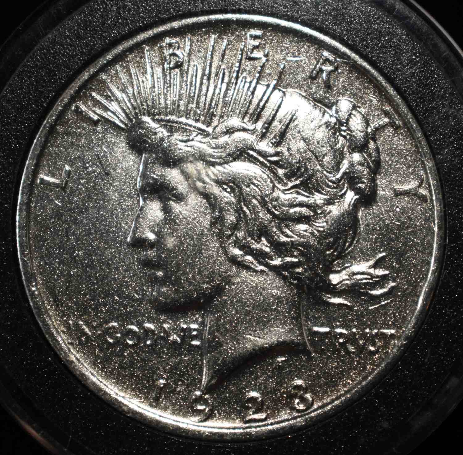 1923-D PEACE DOLLAR