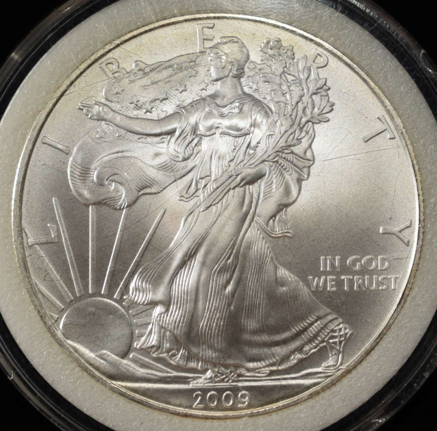 2009 AMERICAN SILVER EAGLE