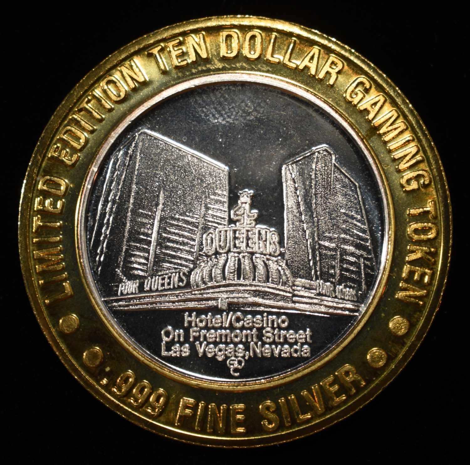 FOUR QUEENS .999 SILVER GAMING TOKEN