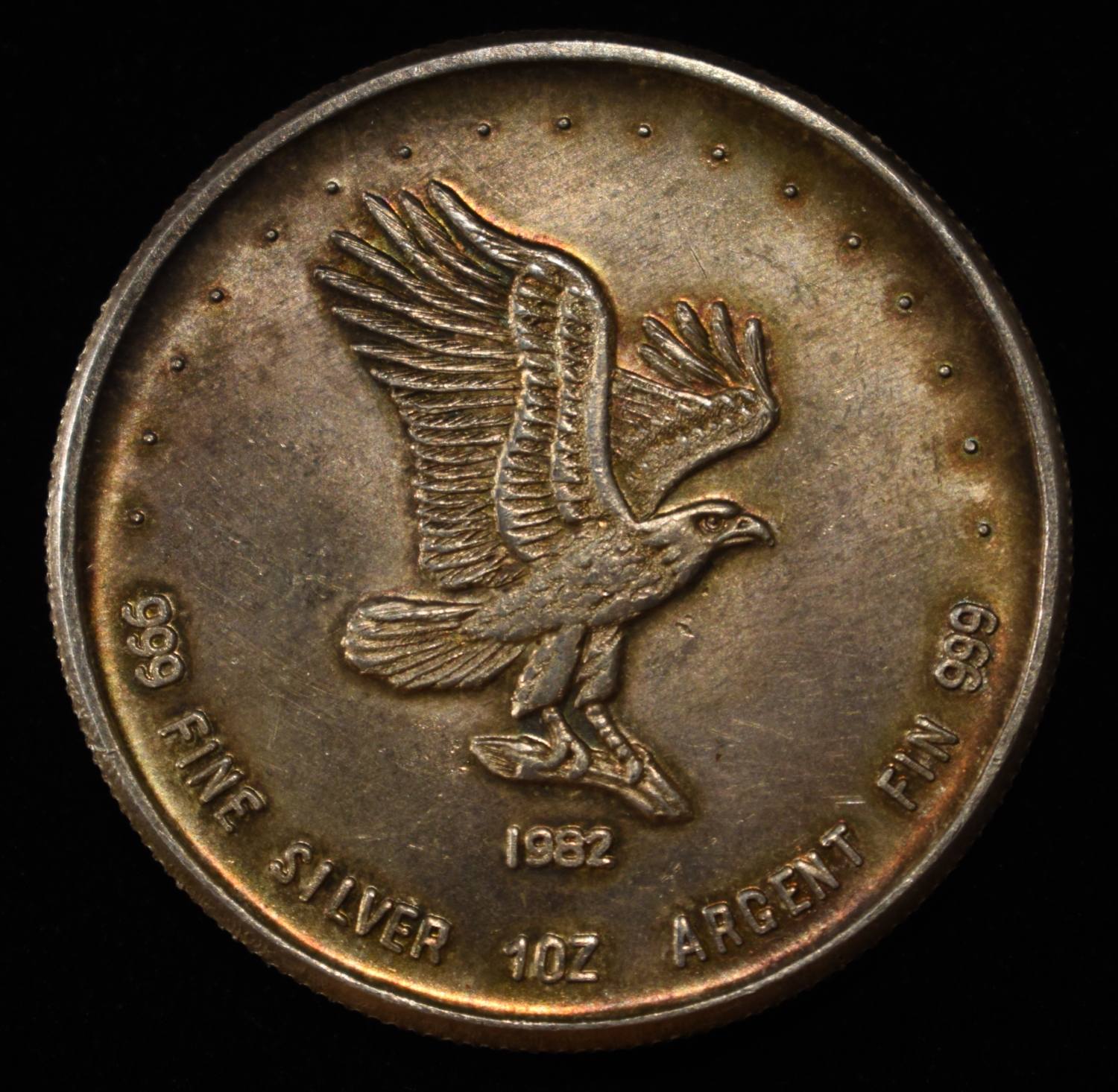 1982 1 OZ .999 SILVER ROUND