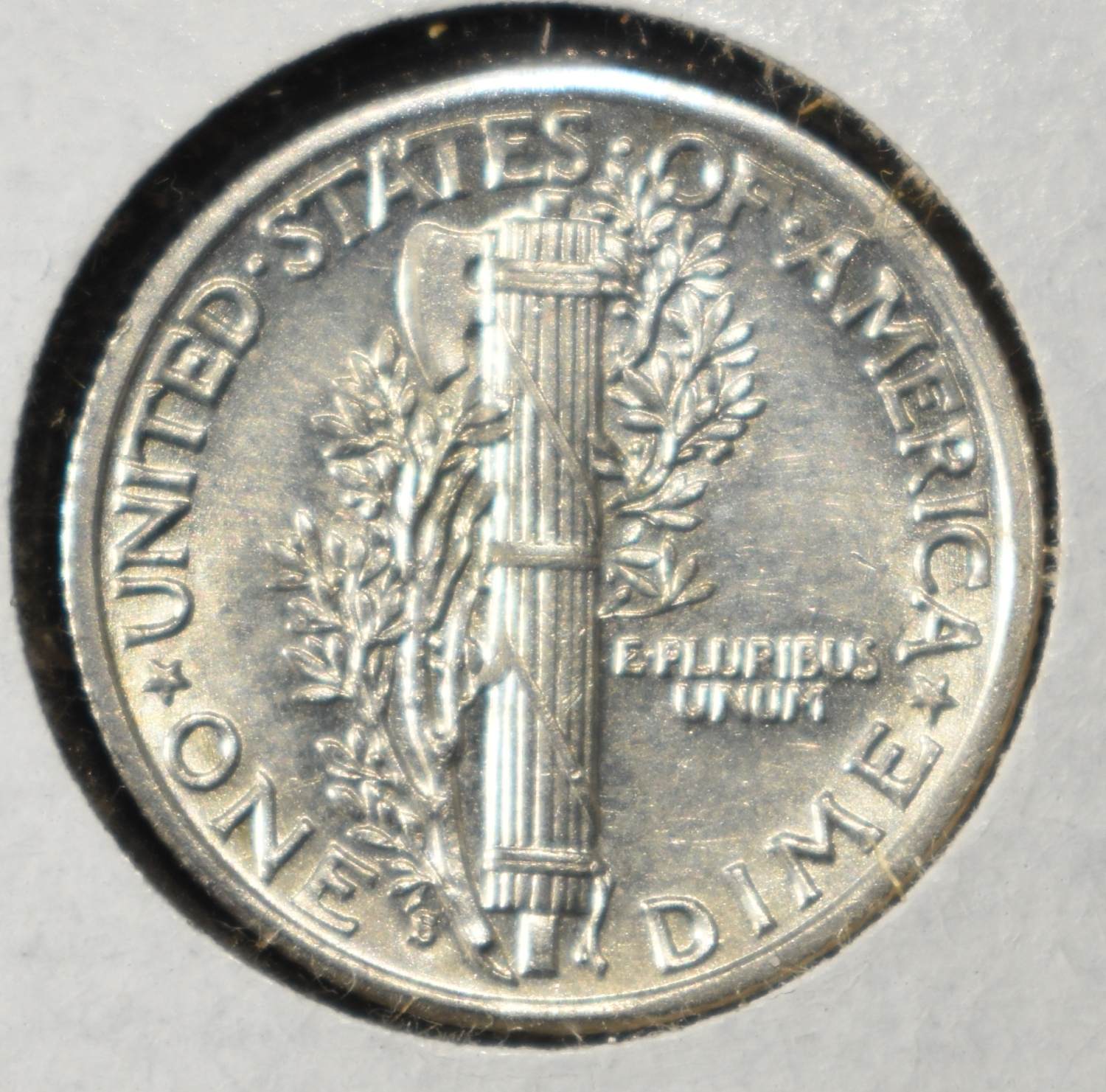 1940-S MERCURY DIME FB