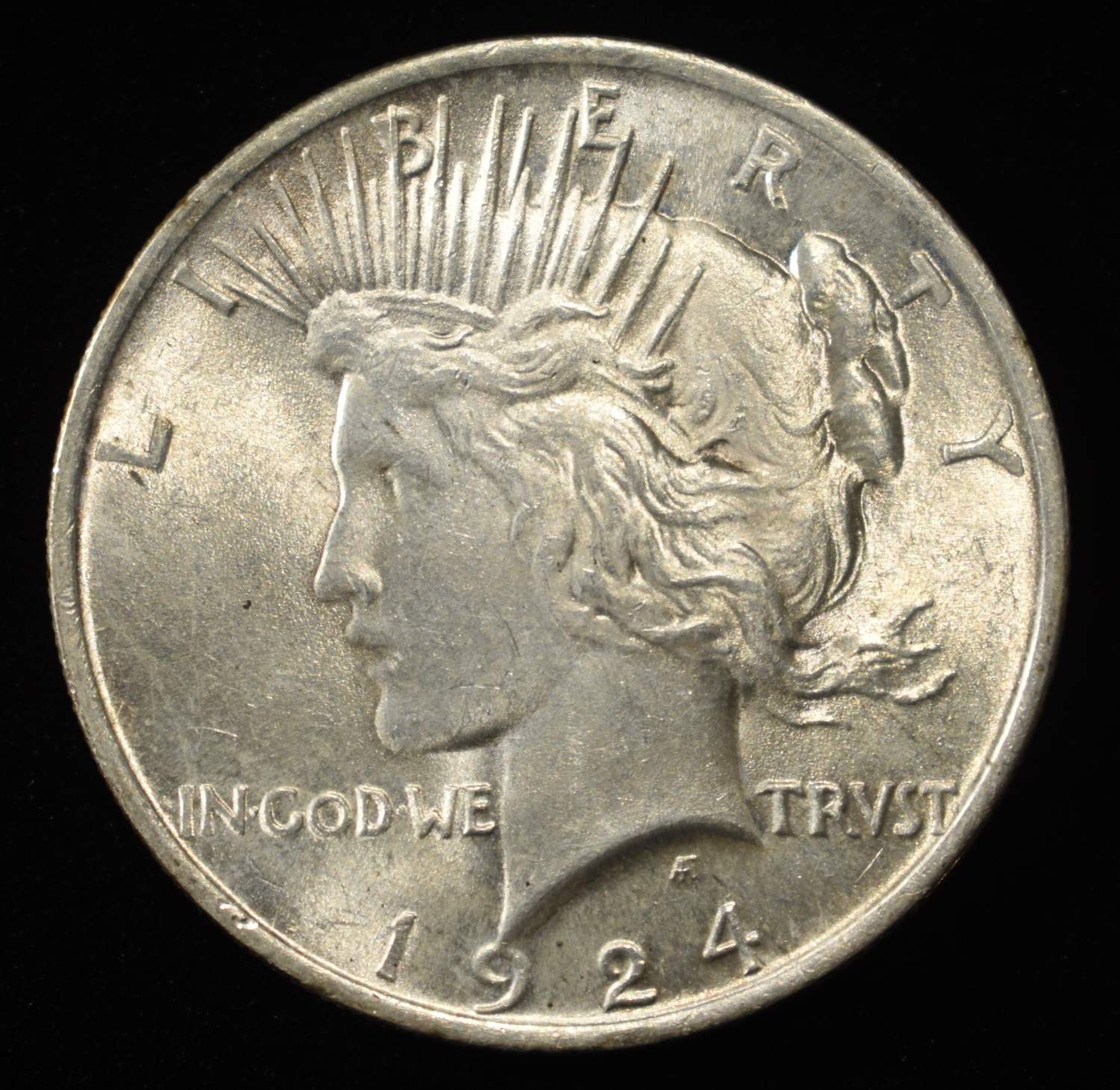 1924 PEACE DOLLAR W-FEATHERS