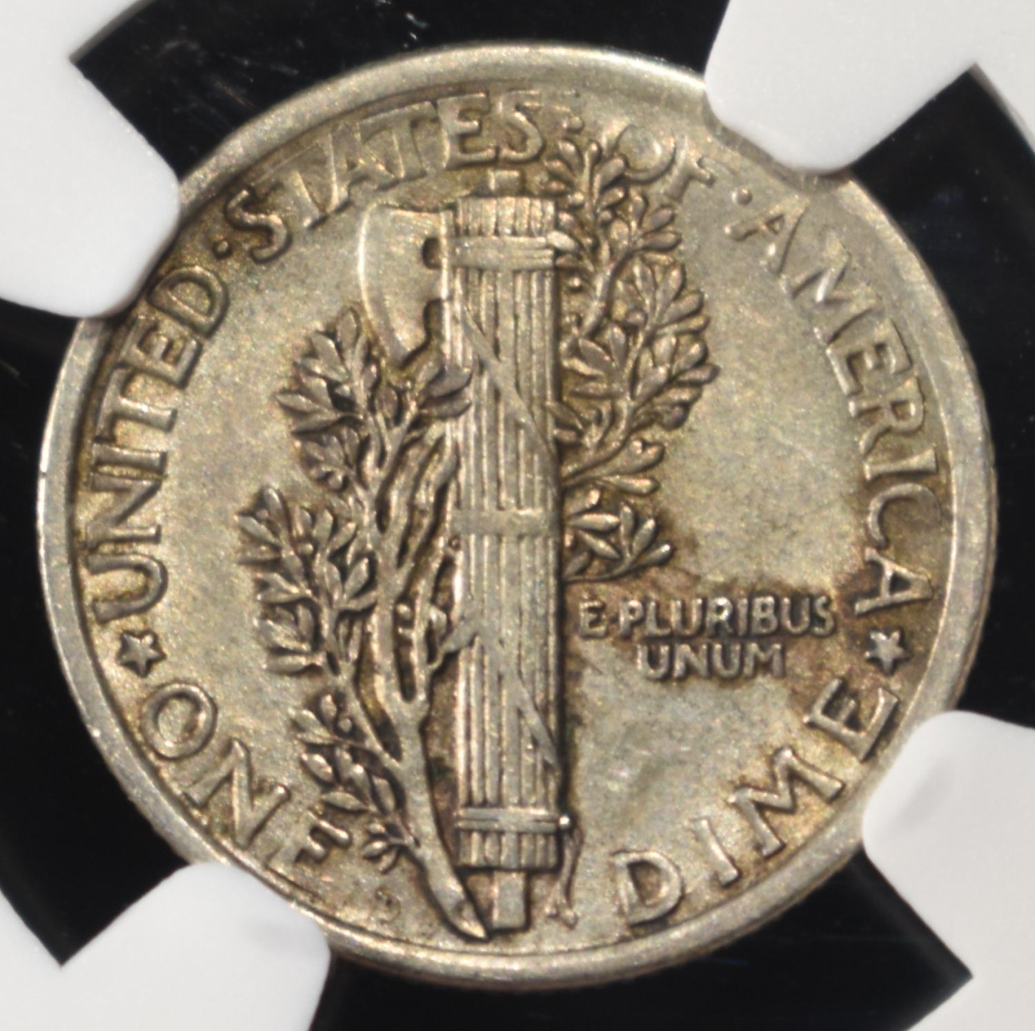 1918-D MERCURY DIME NGC AU53