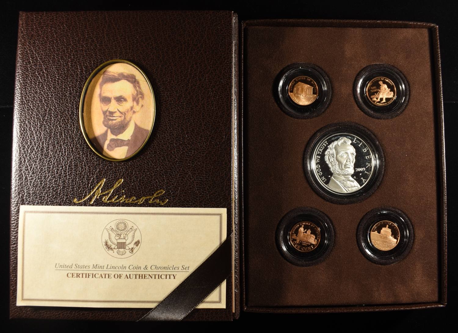 2009 US MINT LINCOLN COIN &CHRONICLES SET