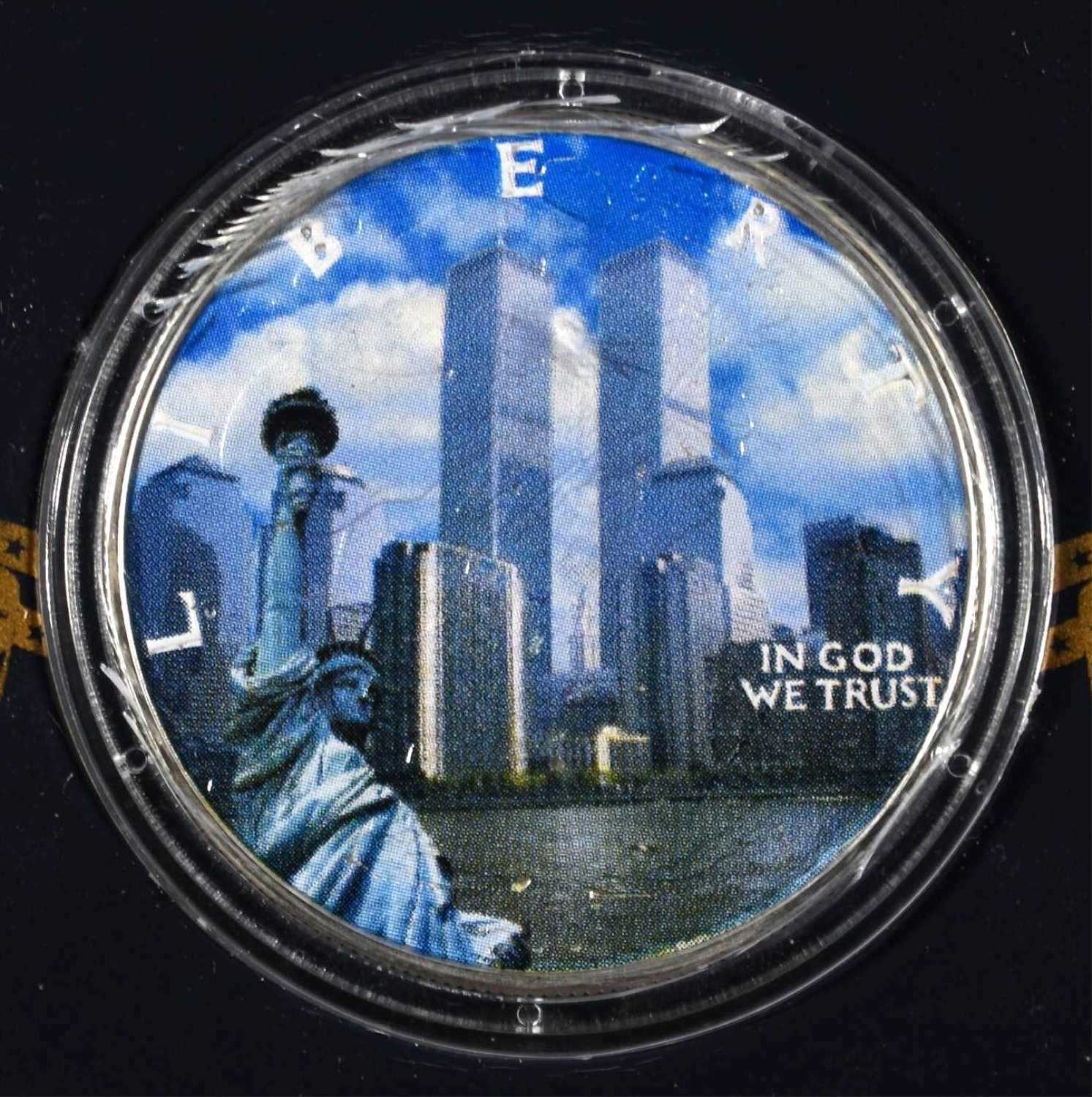 2001 REMEMBRANCE COLOR SOLID SILVER DOLLAR
