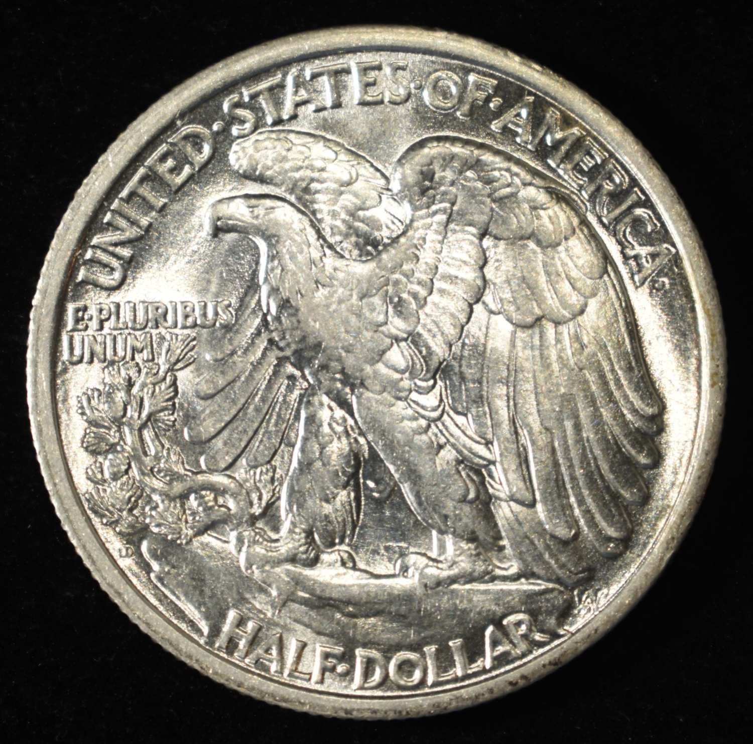 1920-D WALKING LIBERTY HALF DOLLAR BU