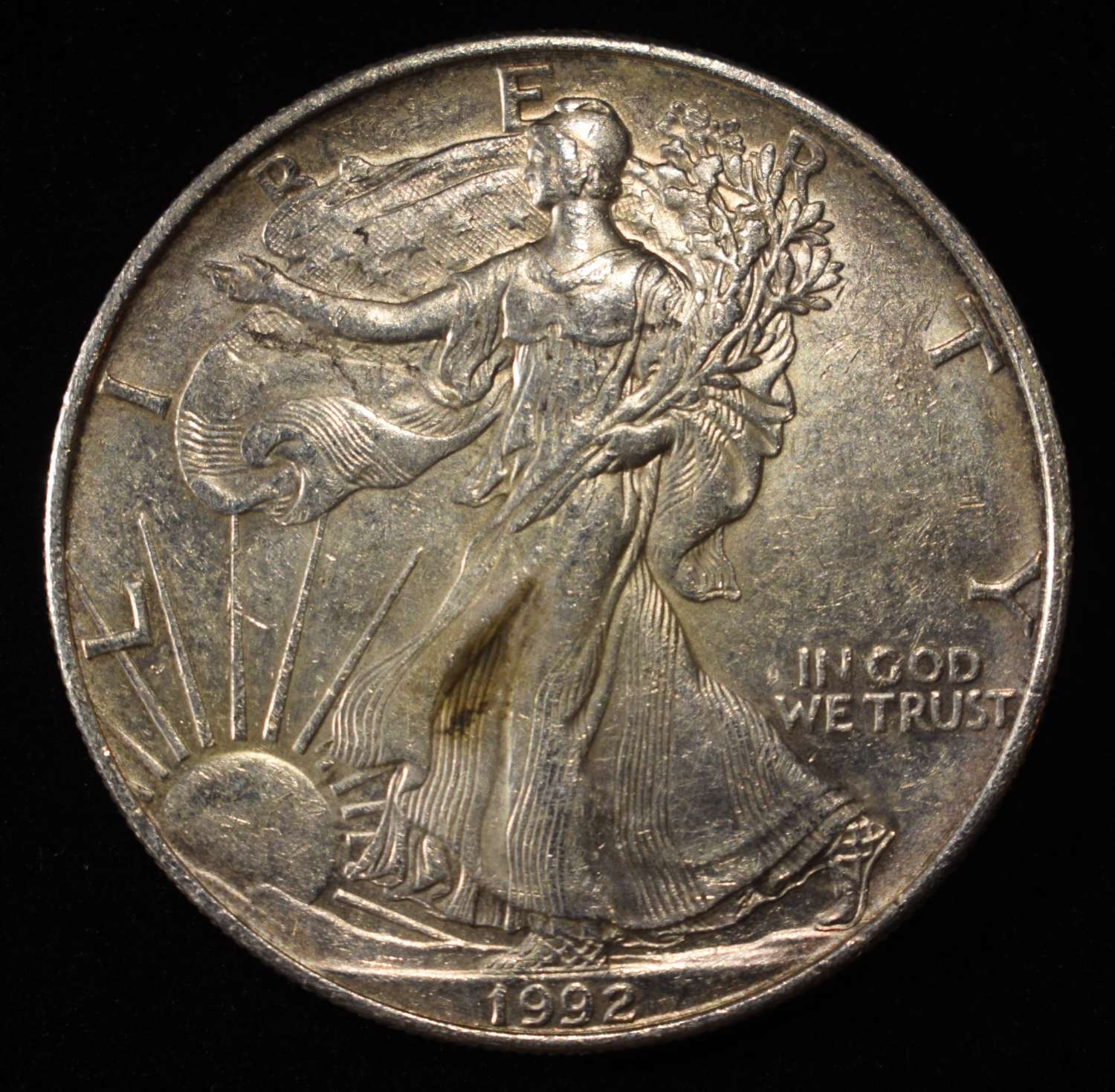 1992 AMERICAN SILVER EAGLE