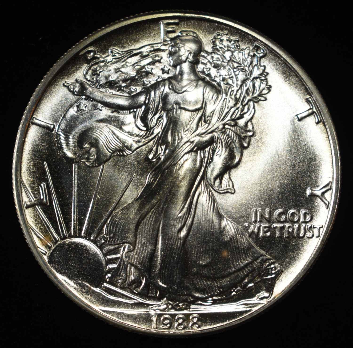 1988 AMERICAN SILVER EAGLE