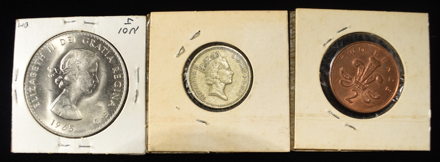 (32) FOREIGN COINS W/ SOME SILVER