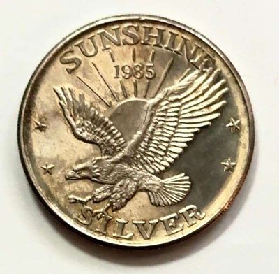 1985 Sunshine Mining Eagle 1 ozt .999 Silver. Winner shall receive the exact round shown here. 