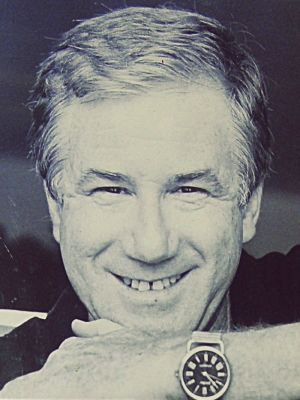 אהוד מנור - השיר המקורי ''ערב פנוי'' שלא פורסם מעולם. אהוד מנור ז"ל היה אחד הפזמונאים הגדולים 