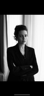 שירה גפן - מפגש הקראת סיפור
. המחזאית והתסריטאית שירה גפן כתבה כמה מספרי הילדים היפים ביותר שיש - 