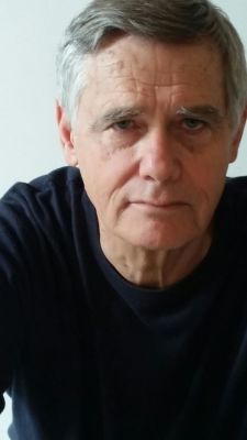 אפרים סידון - דפי תסריט מקוריים של "קרובים קרובים". גדלתם על "קרובים קרובים" בזמן אמת? ראיתם את 