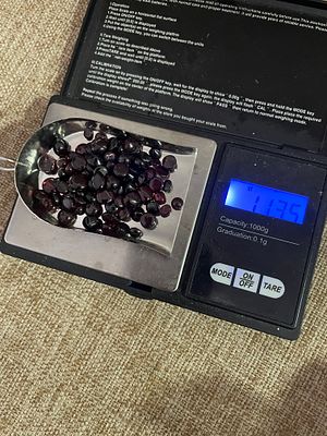 קבושונים אבני גרנט טבעי 113.5 כרט שוקל