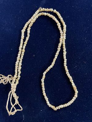 מחרוזת פנינים בחריין עתיקה פנינים טבעיים