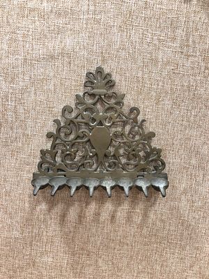 חנוכיה טורינו איטלקי, מאה ה 17
20x23 ס״מ