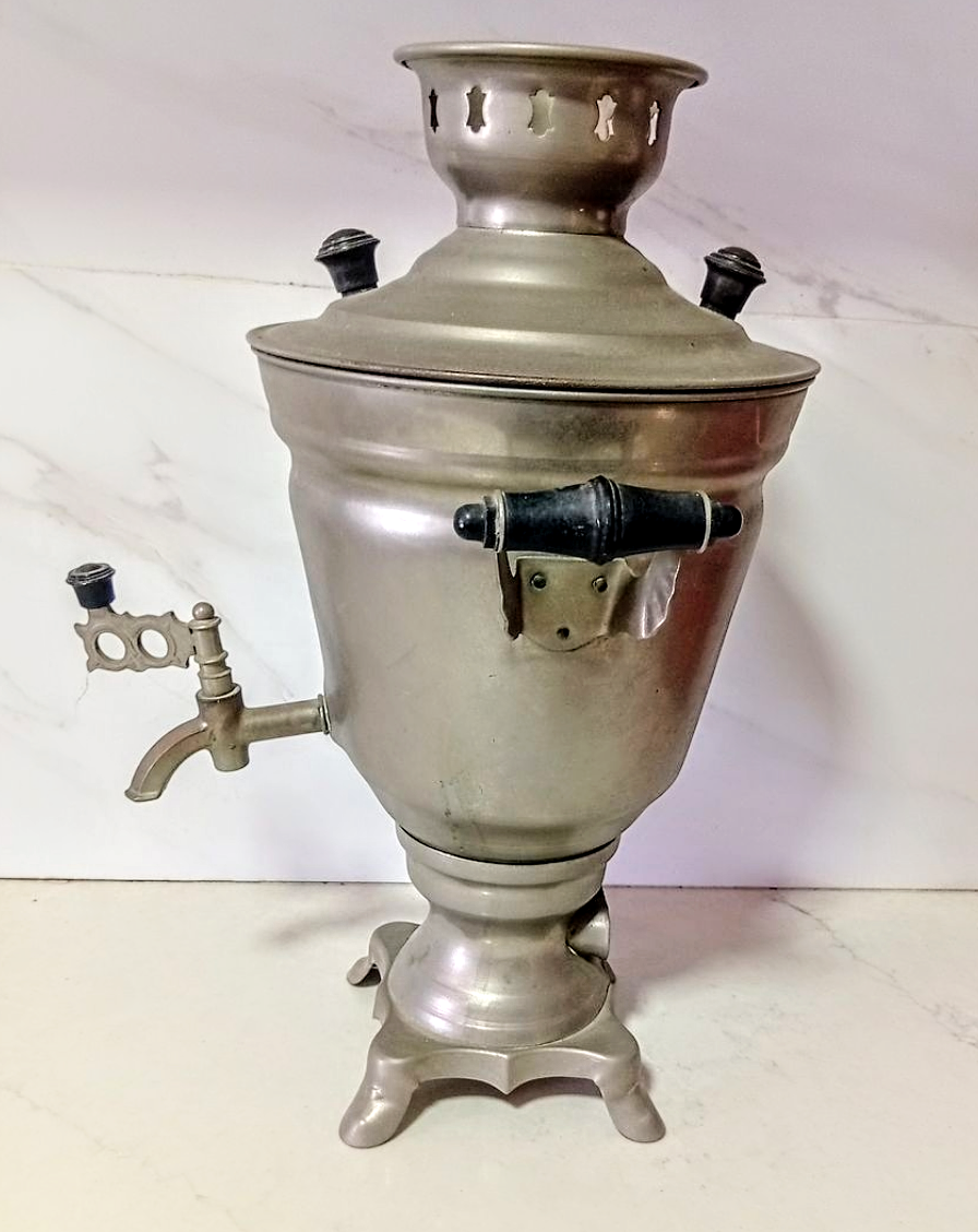 סמובר רוסי ברית המועצות מצב כמו חדש משנת 77 כולל כבל חתום . 28/40 ס''מ