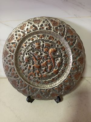 צלחת פרסית גדולה נחושת אדומה עבודת יד מאויירת דגים הבלטות 
צלחת כבדה 
קוטר 33 סמ