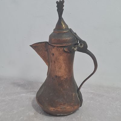 קומקום דאלה עתיק עשוי נחושת, מצב משומש 
גובה 27 ס"מ