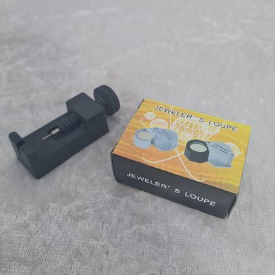 לופה זכוכית מגדלת חדשה, ומכשיר לפירוק חוליות רצועת שעון