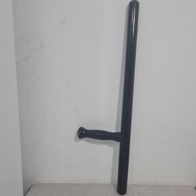 אלת עץ משטרתית ישנה 
אורך כ 60 ס"מ