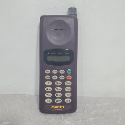 מכשיר פלאפון 'מנגו' מהראשונים, צבע סגול, לא נבדק מצב עבודה, ללא אנטנה AS IS