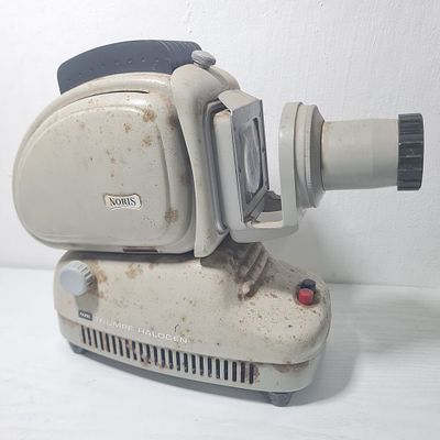 מקרן מקצועי גרמני, וינטג' ישן נושן, מה שכונה בשעתו "פנס קסם". תוצרת NORIS לא ידוע מצב עבודה 