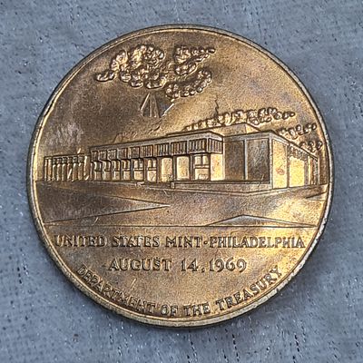 מדליה אמריקה שנת 1969, פילדלפיה 
קוטר כ 4 ס"מ